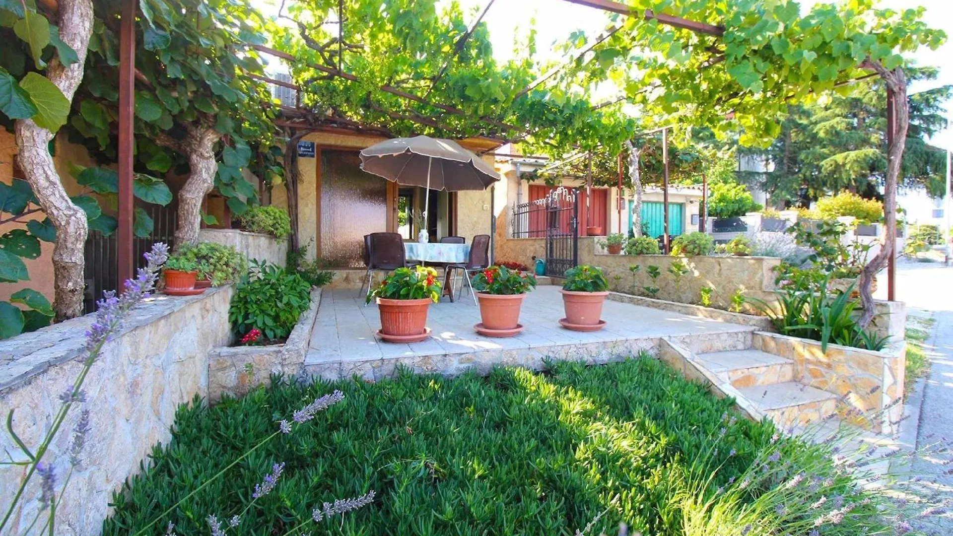 Apartment Ferienwohnung Fuer 2 Personen Ca 20 Qm In Pula, Istrien Istrische Riviera Kroatien